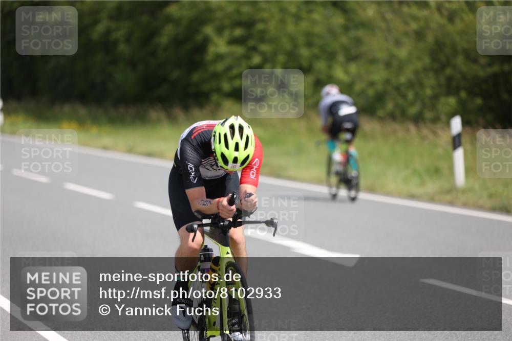 22.06.2025 - Viking Triathlon Yannick Fuchs http://msf.ph/oto/8102933 22.06.2025 12:05:52 Radfahren 20, 265, 387, 425, 543, 637 meine-sportfotos.de