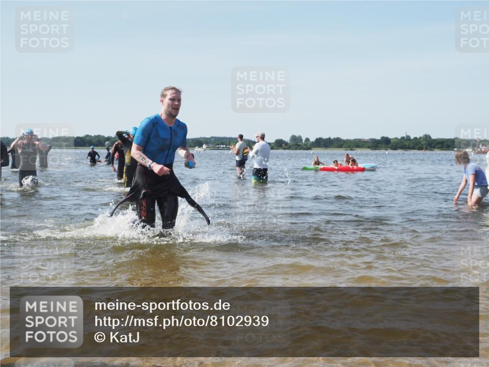 22.06.2025 - Viking Triathlon KatJ http://msf.ph/oto/8102939 22.06.2025 10:34:29 Schwimmen 247, 294, 306, 341, 366, 430, 486, 520, 527, 546 meine-sportfotos.de