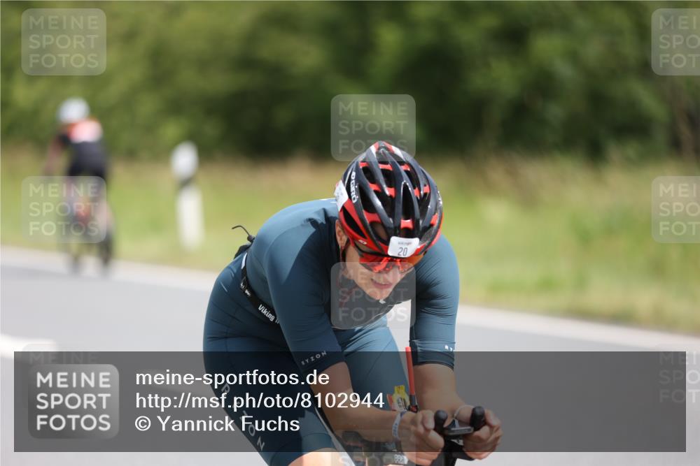 22.06.2025 - Viking Triathlon Yannick Fuchs http://msf.ph/oto/8102944 22.06.2025 12:05:54 Radfahren 20, 88, 177, 265, 304, 387, 425 meine-sportfotos.de