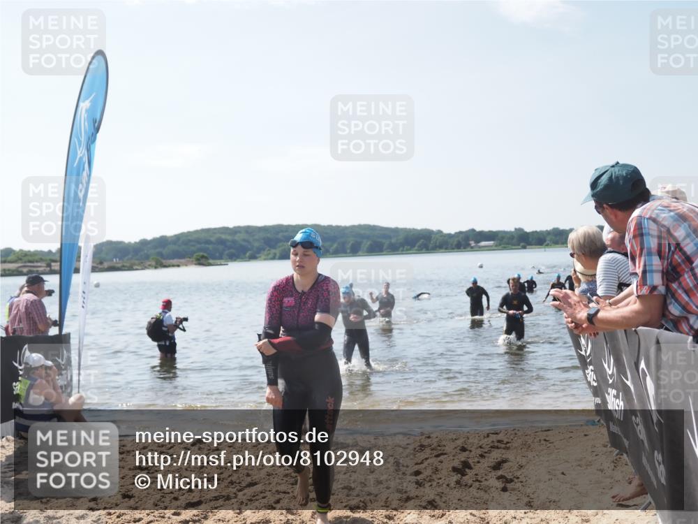 22.06.2025 - Viking Triathlon MichiJ http://msf.ph/oto/8102948 22.06.2025 10:46:16 Schwimmen 121, 144, 213, 225, 406, 525, 647 meine-sportfotos.de