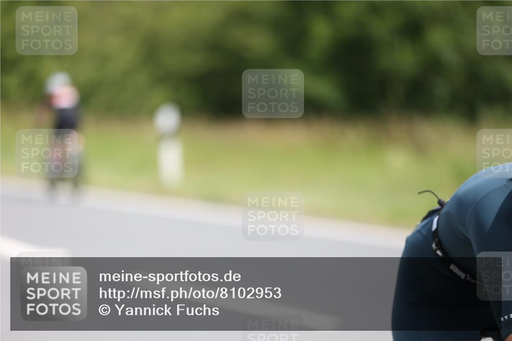 22.06.2025 - Viking Triathlon Yannick Fuchs http://msf.ph/oto/8102953 22.06.2025 12:05:54 Radfahren 20, 88, 177, 265, 304, 387, 425 meine-sportfotos.de