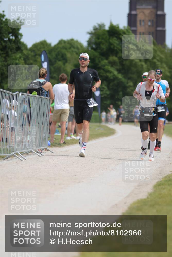22.06.2025 - Viking Triathlon H.Heesch http://msf.ph/oto/8102960 22.06.2025 13:20:52 Laufen 46, 266, 334, 526, 604 meine-sportfotos.de