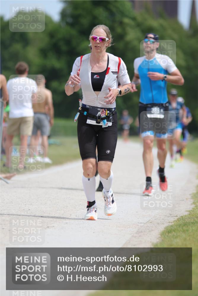 22.06.2025 - Viking Triathlon H.Heesch http://msf.ph/oto/8102993 22.06.2025 13:20:55 Laufen 46, 266, 334, 389, 526 meine-sportfotos.de