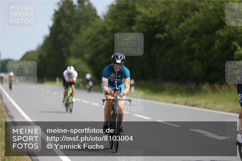 22.06.2025 - Viking Triathlon Yannick Fuchs http://msf.ph/oto/8103004 22.06.2025 11:26:50 Radfahren 59, 163, 176, 248, 357, 386, 415, 485 meine-sportfotos.de