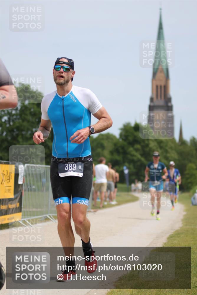22.06.2025 - Viking Triathlon H.Heesch http://msf.ph/oto/8103020 22.06.2025 13:21:00 Laufen 17, 46, 266, 286, 334, 389 meine-sportfotos.de