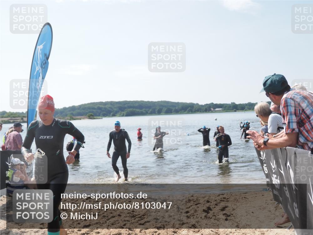 22.06.2025 - Viking Triathlon MichiJ http://msf.ph/oto/8103047 22.06.2025 10:46:19 Schwimmen 121, 144, 213, 225, 406, 647 meine-sportfotos.de
