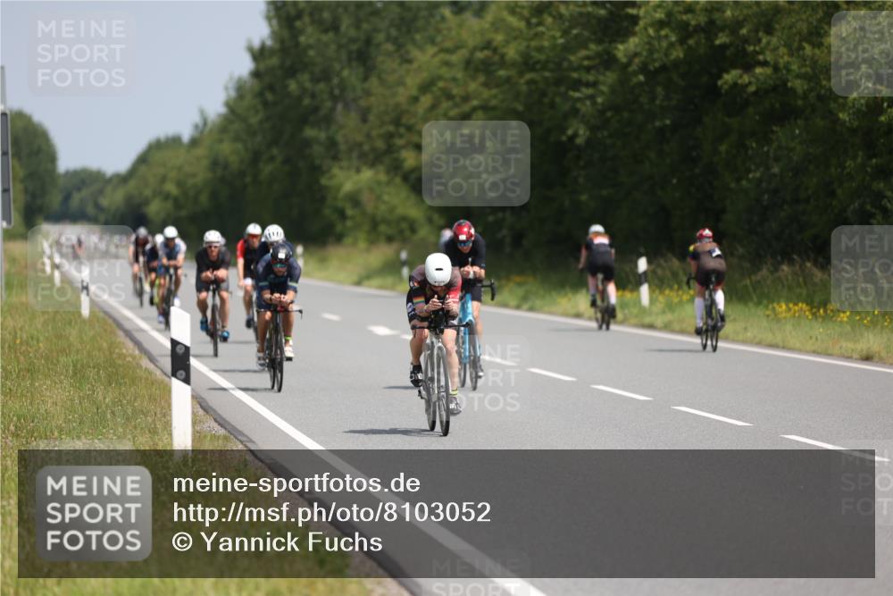 22.06.2025 - Viking Triathlon Yannick Fuchs http://msf.ph/oto/8103052 22.06.2025 12:06:00 Radfahren 70, 88, 134, 177, 265, 300, 304, 323, 447, 456 meine-sportfotos.de