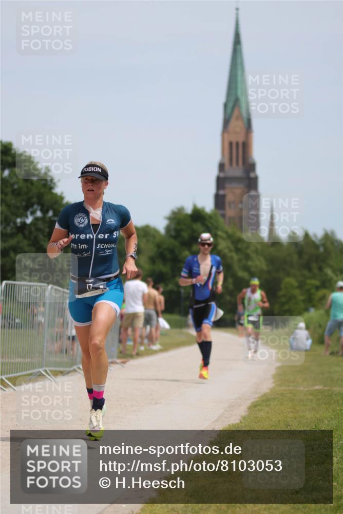 22.06.2025 - Viking Triathlon H.Heesch http://msf.ph/oto/8103053 22.06.2025 13:21:04 Laufen 17, 248, 286, 334, 389 meine-sportfotos.de