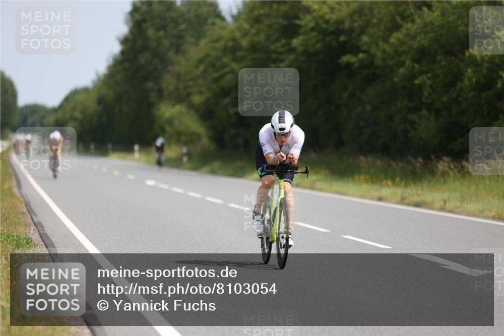 22.06.2025 - Viking Triathlon Yannick Fuchs http://msf.ph/oto/8103054 22.06.2025 11:26:52 Radfahren 59, 145, 163, 176, 248, 357, 386, 415, 485 meine-sportfotos.de