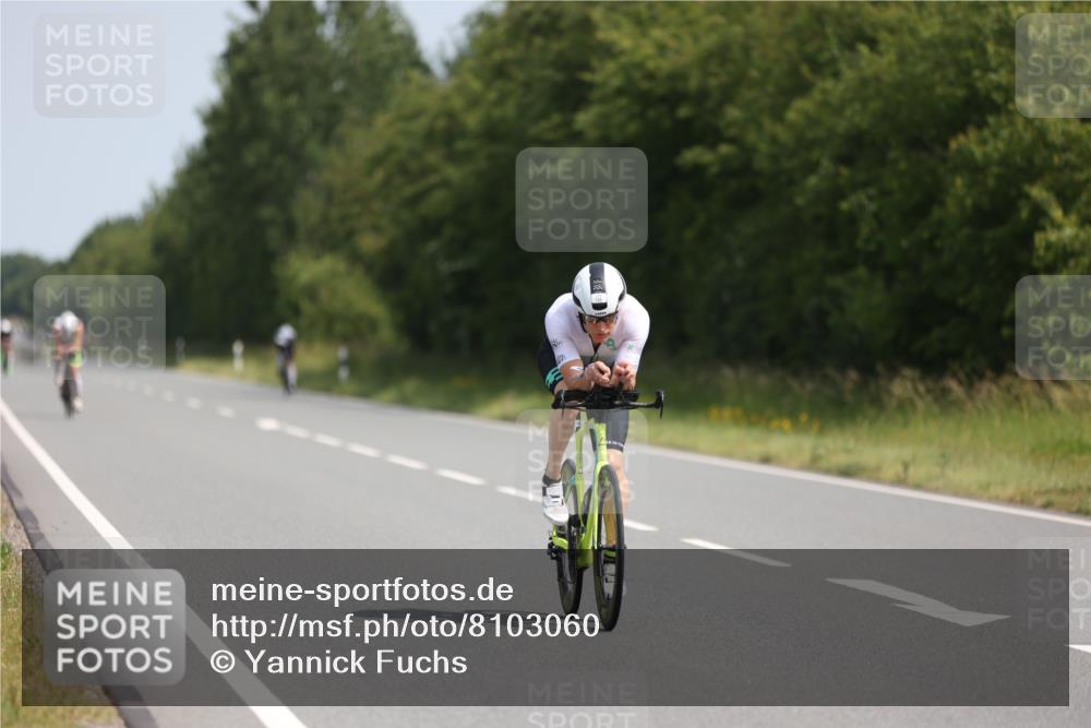 22.06.2025 - Viking Triathlon Yannick Fuchs http://msf.ph/oto/8103060 22.06.2025 11:26:52 Radfahren 59, 145, 163, 176, 248, 357, 386, 415, 485 meine-sportfotos.de