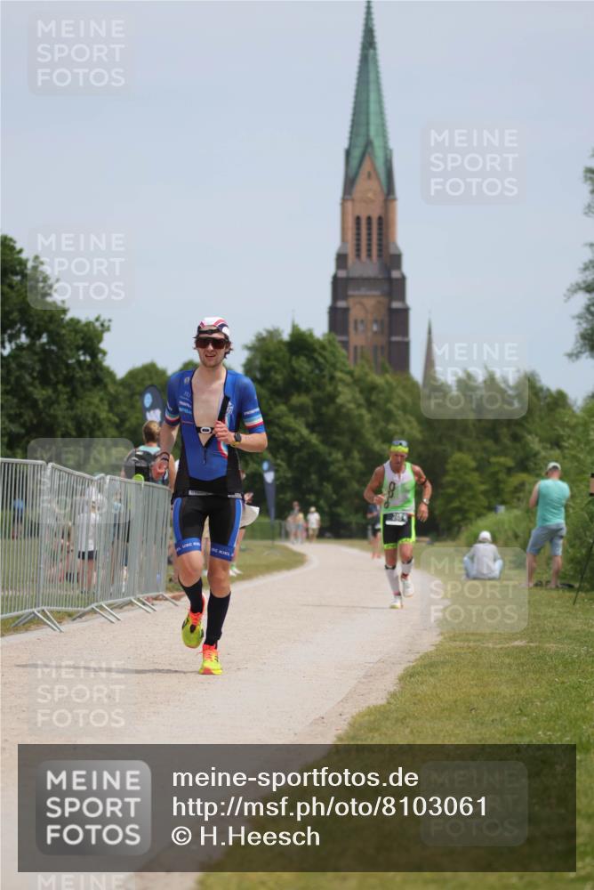 22.06.2025 - Viking Triathlon H.Heesch http://msf.ph/oto/8103061 22.06.2025 13:21:06 Laufen 17, 248, 286, 389 meine-sportfotos.de