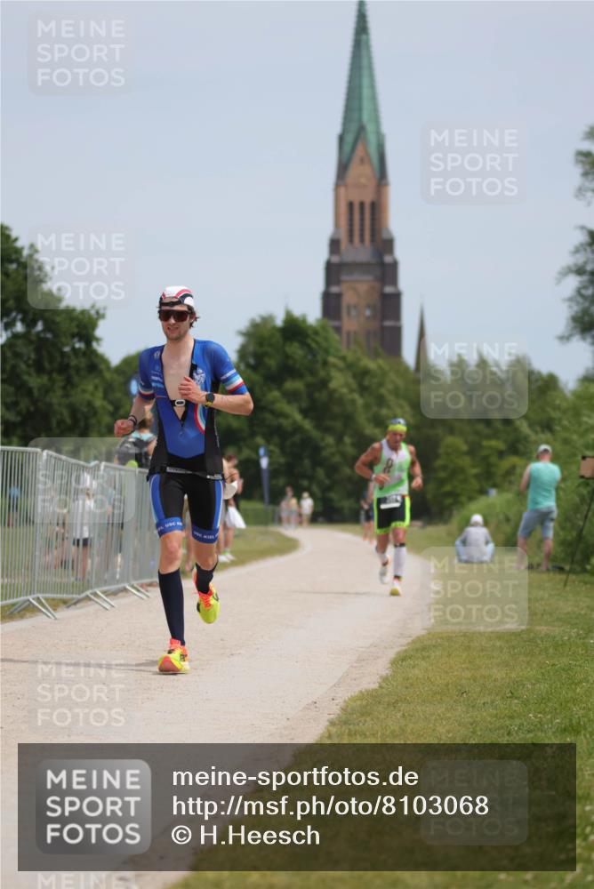 22.06.2025 - Viking Triathlon H.Heesch http://msf.ph/oto/8103068 22.06.2025 13:21:06 Laufen 17, 248, 286, 389 meine-sportfotos.de