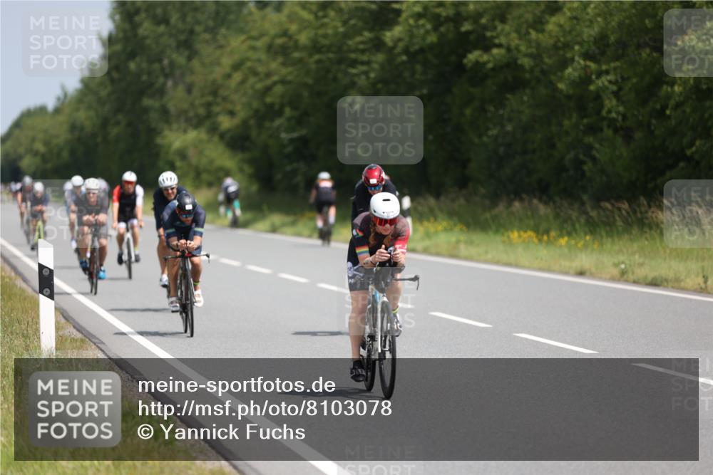 22.06.2025 - Viking Triathlon Yannick Fuchs http://msf.ph/oto/8103078 22.06.2025 12:06:01 Radfahren 70, 88, 134, 177, 300, 304, 323, 447, 456 meine-sportfotos.de