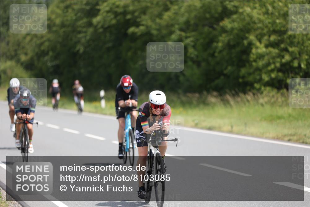 22.06.2025 - Viking Triathlon Yannick Fuchs http://msf.ph/oto/8103085 22.06.2025 12:06:01 Radfahren 70, 88, 134, 177, 300, 304, 323, 447, 456 meine-sportfotos.de
