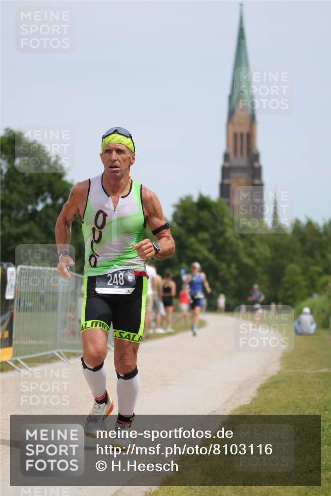 22.06.2025 - Viking Triathlon H.Heesch http://msf.ph/oto/8103116 22.06.2025 13:21:12 Laufen 248, 286 meine-sportfotos.de