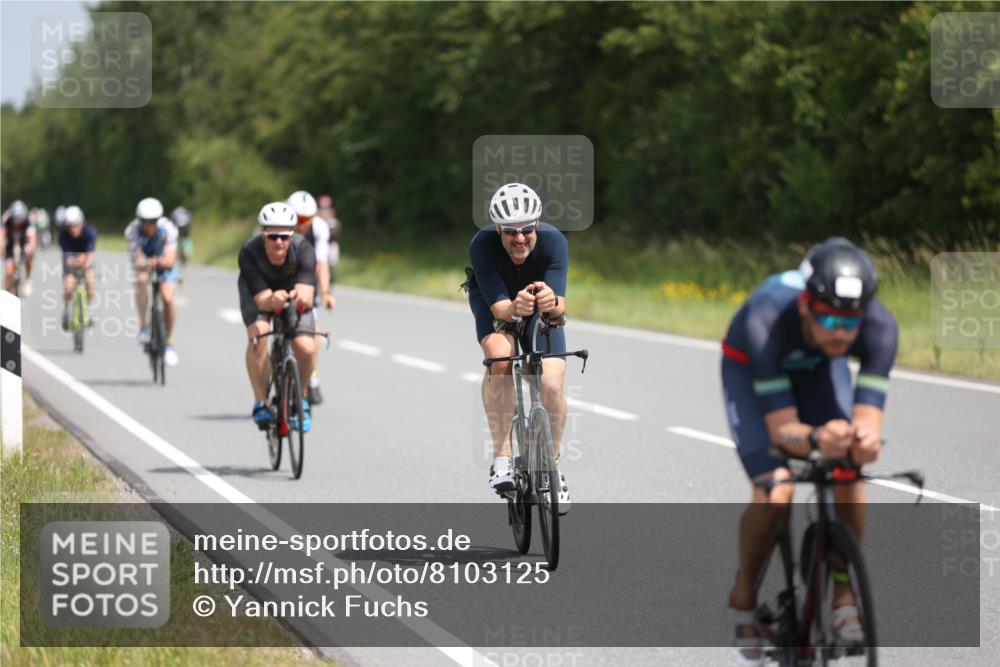 22.06.2025 - Viking Triathlon Yannick Fuchs http://msf.ph/oto/8103125 22.06.2025 12:06:03 Radfahren 70, 88, 134, 177, 208, 300, 304, 323, 447, 456 meine-sportfotos.de