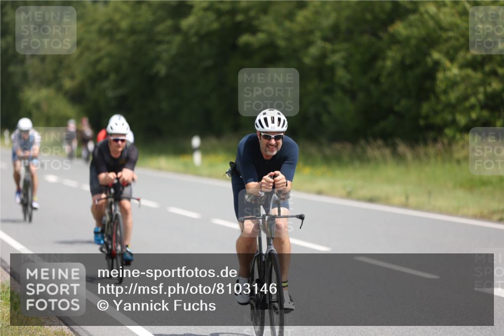 22.06.2025 - Viking Triathlon Yannick Fuchs http://msf.ph/oto/8103146 22.06.2025 12:06:04 Radfahren 70, 88, 134, 177, 208, 300, 304, 323, 447, 456 meine-sportfotos.de