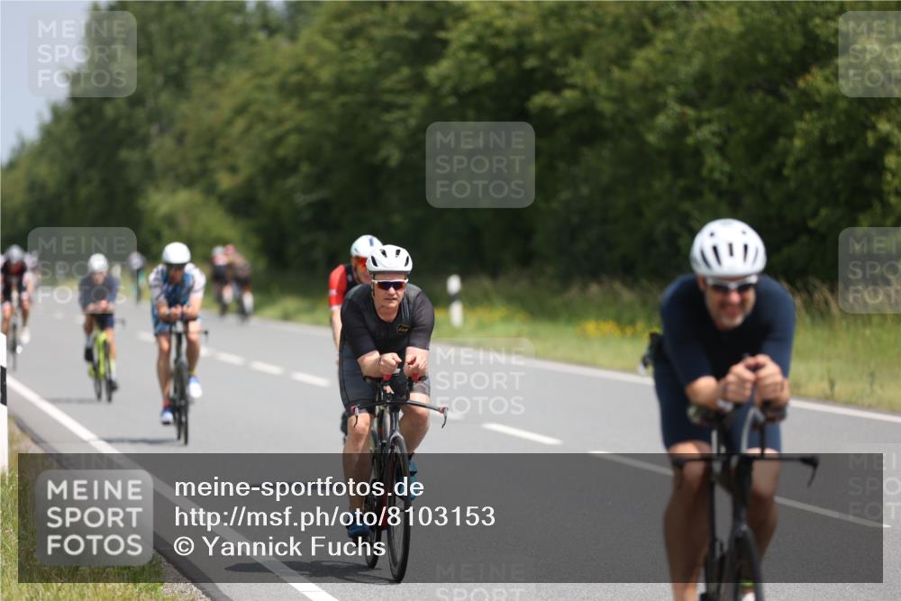 22.06.2025 - Viking Triathlon Yannick Fuchs http://msf.ph/oto/8103153 22.06.2025 12:06:04 Radfahren 70, 88, 134, 177, 208, 300, 304, 323, 447, 456 meine-sportfotos.de