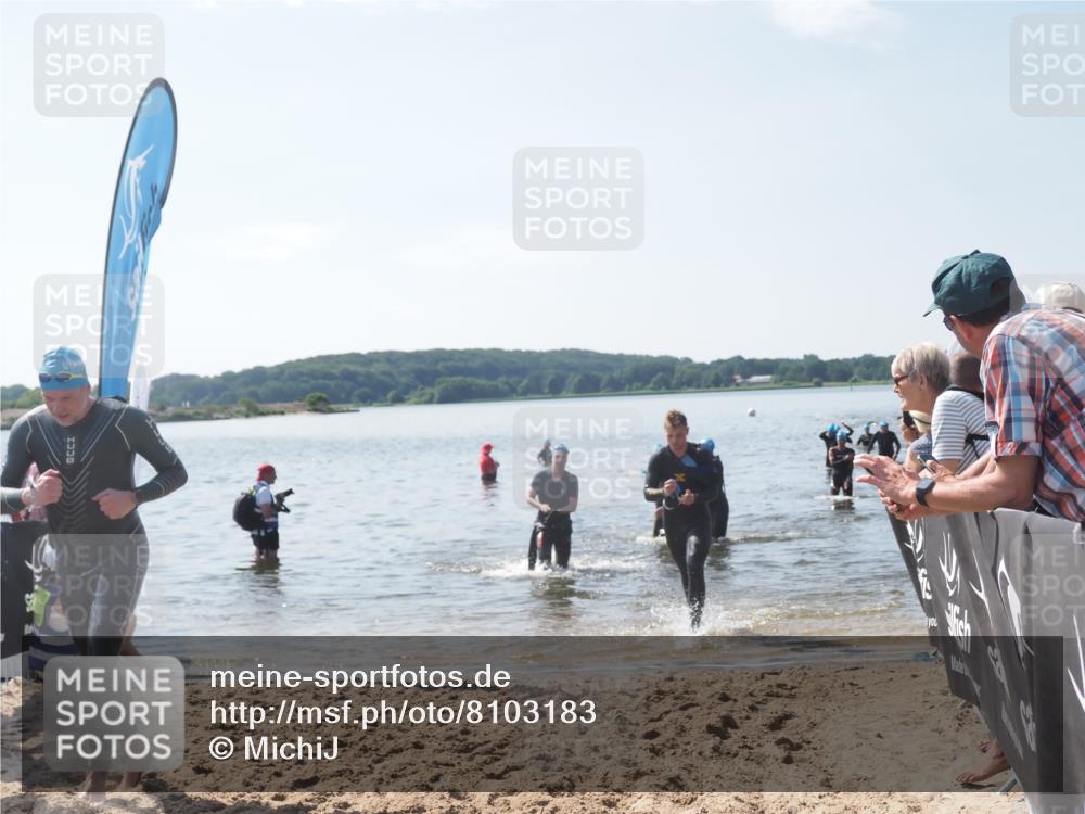 22.06.2025 - Viking Triathlon MichiJ http://msf.ph/oto/8103183 22.06.2025 10:46:23 Schwimmen 60, 121, 144, 213, 225, 406 meine-sportfotos.de