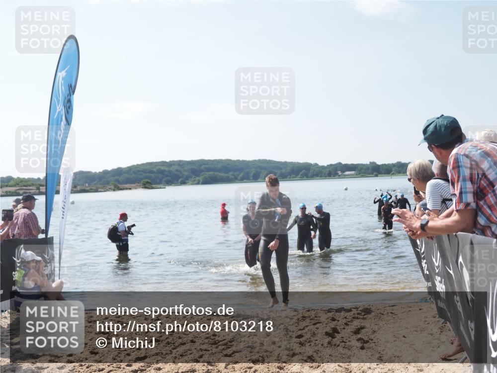 22.06.2025 - Viking Triathlon MichiJ http://msf.ph/oto/8103218 22.06.2025 10:46:24 Schwimmen 60, 121, 144, 213, 225, 406 meine-sportfotos.de