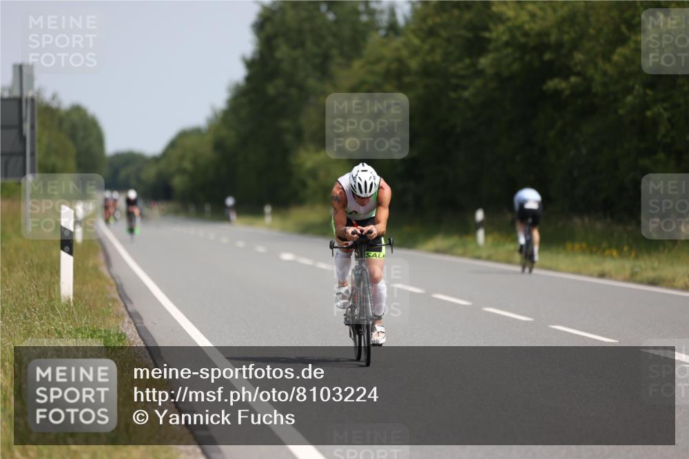 22.06.2025 - Viking Triathlon Yannick Fuchs http://msf.ph/oto/8103224 22.06.2025 11:26:58 Radfahren 145, 167, 176, 248, 368 meine-sportfotos.de
