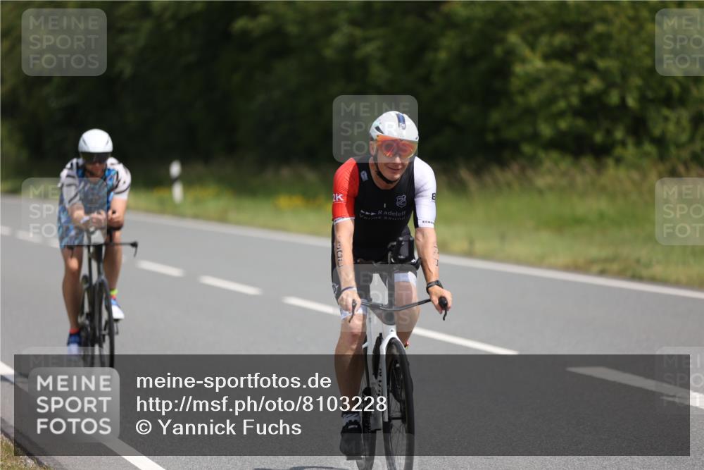 22.06.2025 - Viking Triathlon Yannick Fuchs http://msf.ph/oto/8103228 22.06.2025 12:06:06 Radfahren 70, 88, 134, 177, 208, 300, 304, 323, 447, 456 meine-sportfotos.de