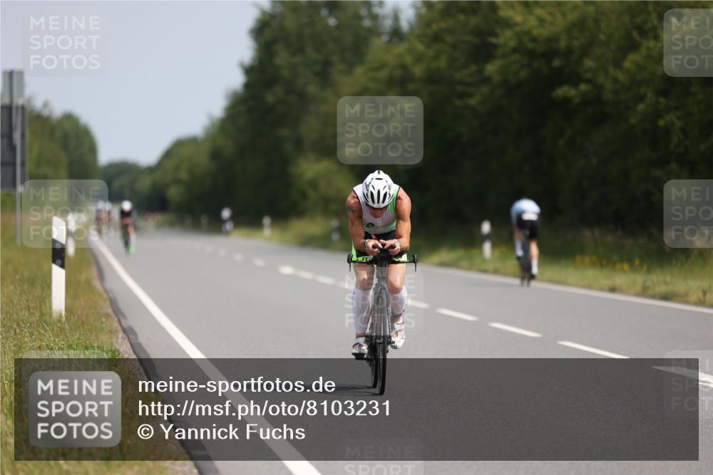 22.06.2025 - Viking Triathlon Yannick Fuchs http://msf.ph/oto/8103231 22.06.2025 11:26:58 Radfahren 145, 167, 176, 248, 368 meine-sportfotos.de