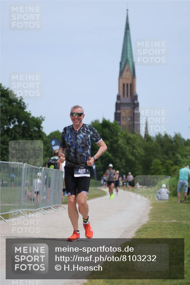 22.06.2025 - Viking Triathlon H.Heesch http://msf.ph/oto/8103232 22.06.2025 13:21:31 Laufen 469 meine-sportfotos.de