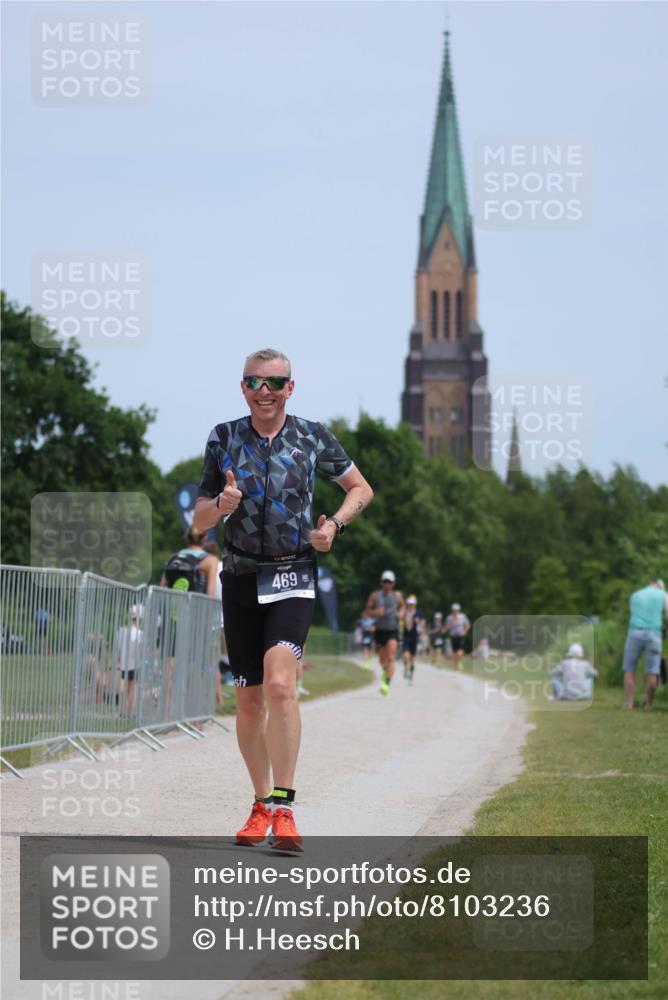 22.06.2025 - Viking Triathlon H.Heesch http://msf.ph/oto/8103236 22.06.2025 13:21:31 Laufen 469 meine-sportfotos.de