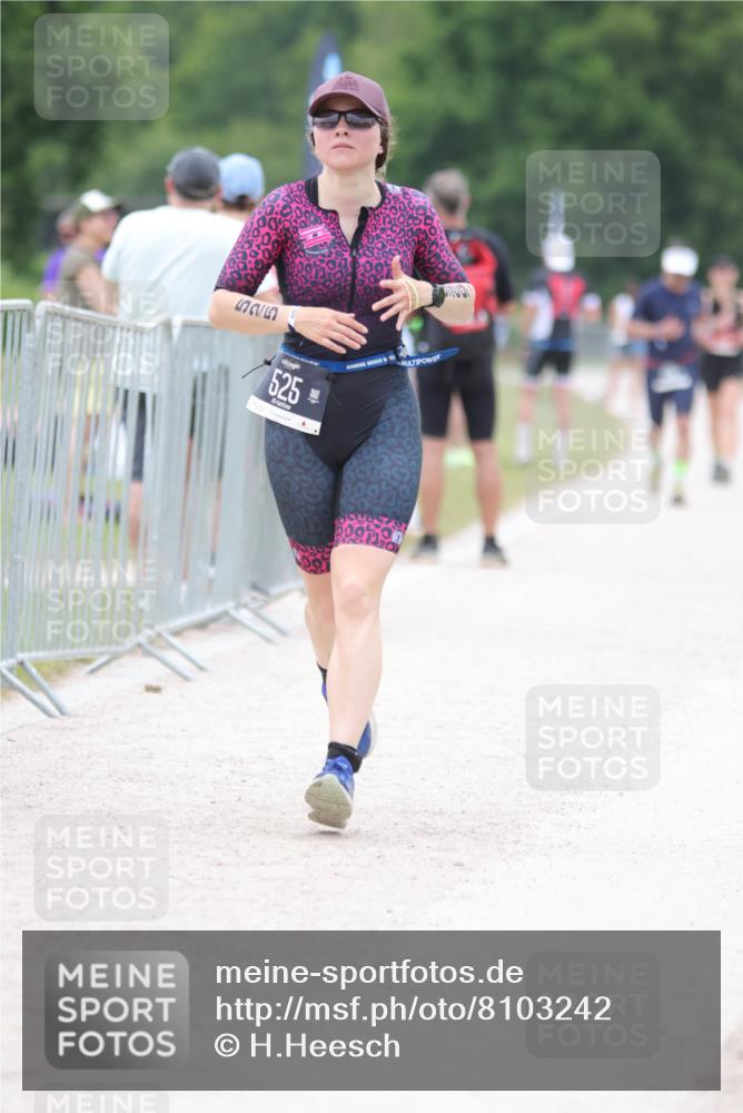 22.06.2025 - Viking Triathlon H.Heesch http://msf.ph/oto/8103242 22.06.2025 15:51:29 Laufen 525 meine-sportfotos.de