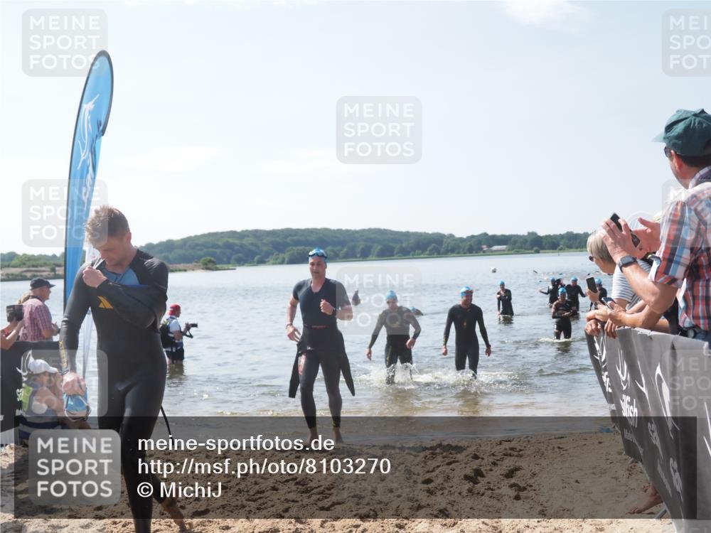 22.06.2025 - Viking Triathlon MichiJ http://msf.ph/oto/8103270 22.06.2025 10:46:27 Schwimmen 60, 213, 225, 333, 406, 479 meine-sportfotos.de