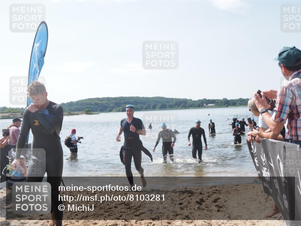 22.06.2025 - Viking Triathlon MichiJ http://msf.ph/oto/8103281 22.06.2025 10:46:27 Schwimmen 60, 213, 225, 333, 406, 479 meine-sportfotos.de