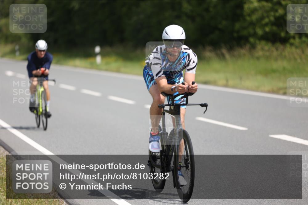 22.06.2025 - Viking Triathlon Yannick Fuchs http://msf.ph/oto/8103282 22.06.2025 12:06:07 Radfahren 70, 74, 88, 134, 177, 208, 300, 304, 323, 447, 456 meine-sportfotos.de