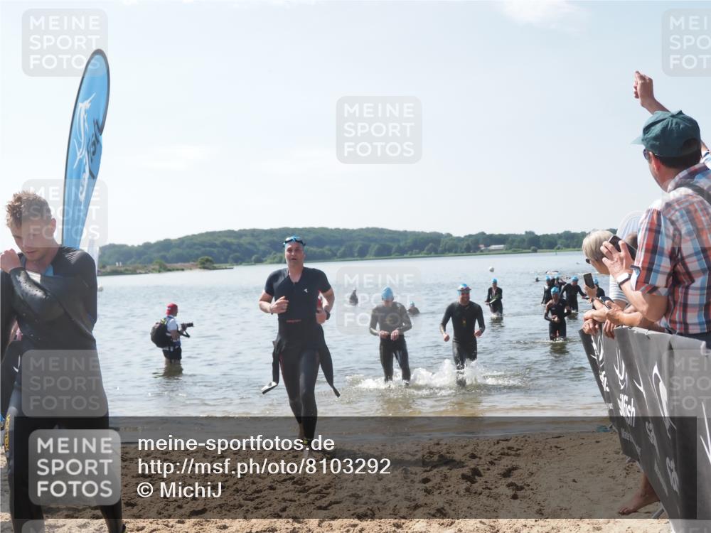 22.06.2025 - Viking Triathlon MichiJ http://msf.ph/oto/8103292 22.06.2025 10:46:28 Schwimmen 60, 143, 213, 225, 333, 406, 479 meine-sportfotos.de