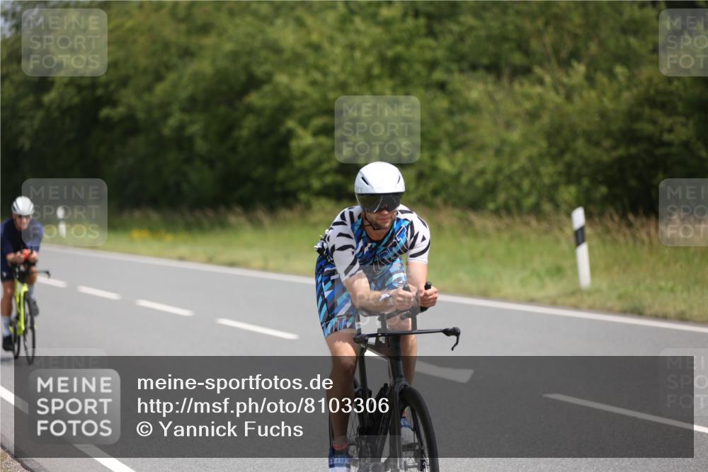22.06.2025 - Viking Triathlon Yannick Fuchs http://msf.ph/oto/8103306 22.06.2025 12:06:07 Radfahren 70, 74, 88, 134, 177, 208, 300, 304, 323, 447, 456 meine-sportfotos.de