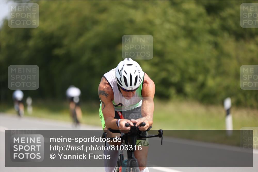 22.06.2025 - Viking Triathlon Yannick Fuchs http://msf.ph/oto/8103316 22.06.2025 11:26:59 Radfahren 145, 167, 248, 368 meine-sportfotos.de