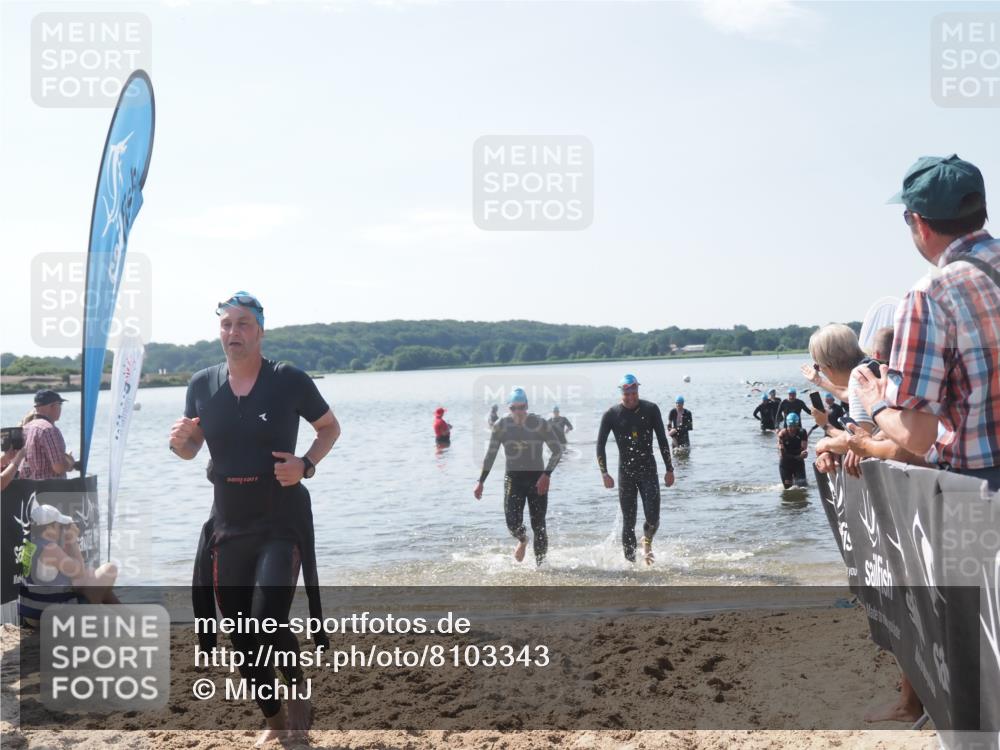 22.06.2025 - Viking Triathlon MichiJ http://msf.ph/oto/8103343 22.06.2025 10:46:29 Schwimmen 60, 143, 213, 225, 333, 406, 479 meine-sportfotos.de