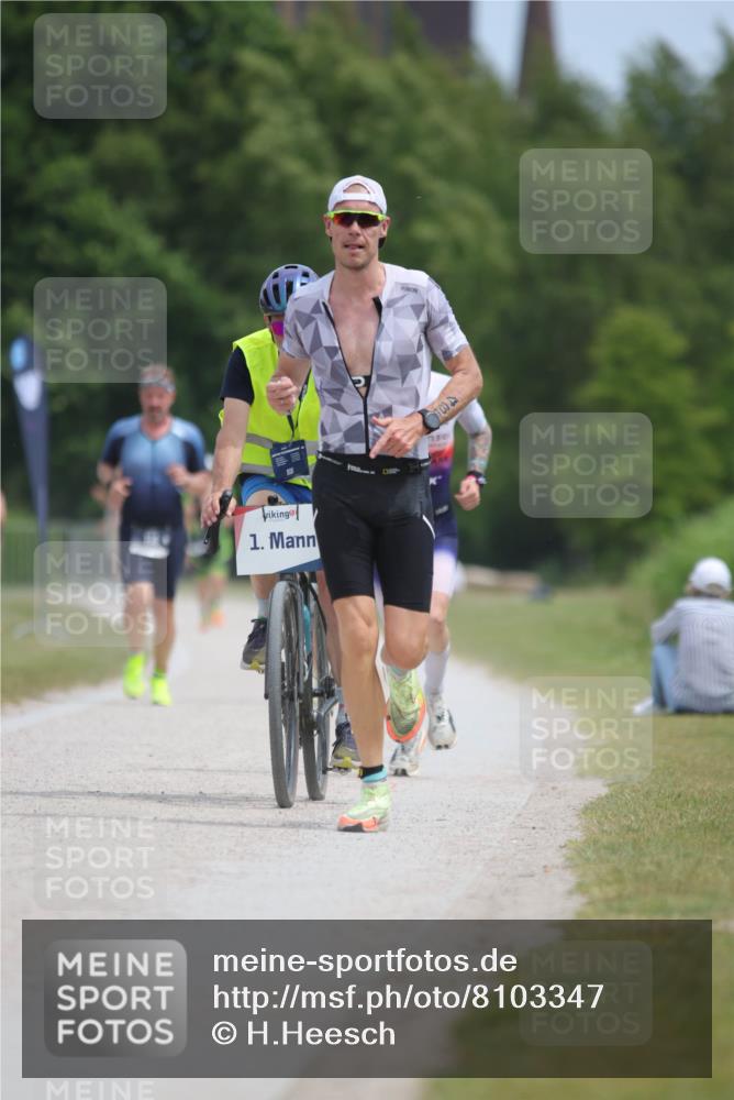 22.06.2025 - Viking Triathlon H.Heesch http://msf.ph/oto/8103347 22.06.2025 13:21:48 Laufen 4, 485, 544 meine-sportfotos.de