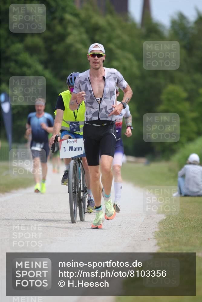 22.06.2025 - Viking Triathlon H.Heesch http://msf.ph/oto/8103356 22.06.2025 13:21:48 Laufen 4, 485, 544 meine-sportfotos.de