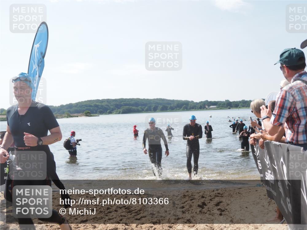 22.06.2025 - Viking Triathlon MichiJ http://msf.ph/oto/8103366 22.06.2025 10:46:30 Schwimmen 60, 143, 225, 333, 406, 479 meine-sportfotos.de