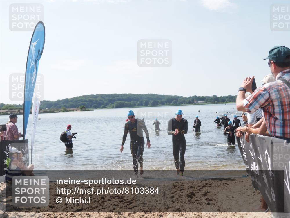 22.06.2025 - Viking Triathlon MichiJ http://msf.ph/oto/8103384 22.06.2025 10:46:30 Schwimmen 60, 143, 225, 333, 406, 479 meine-sportfotos.de