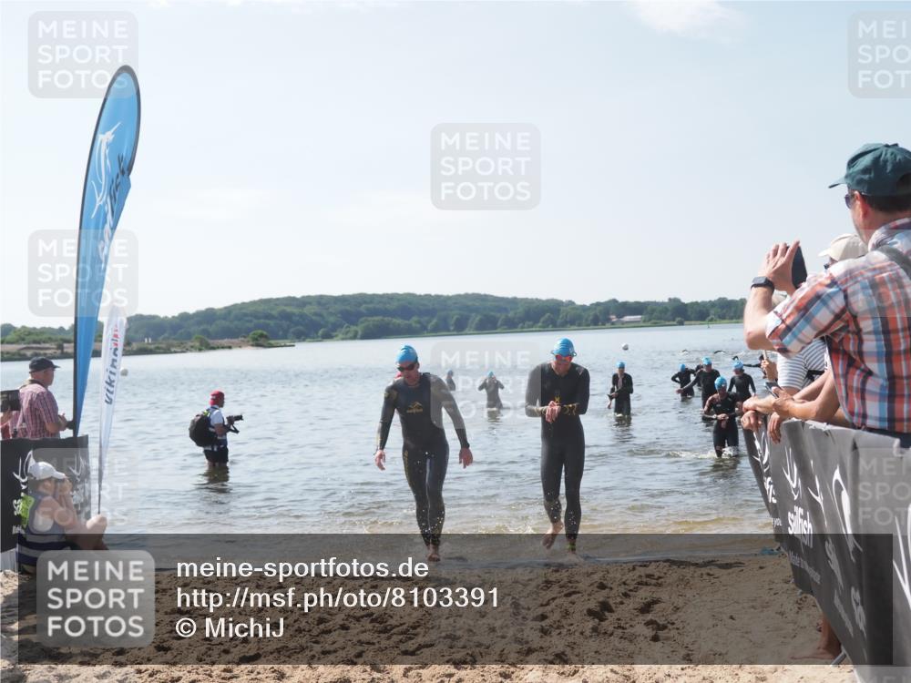 22.06.2025 - Viking Triathlon MichiJ http://msf.ph/oto/8103391 22.06.2025 10:46:30 Schwimmen 60, 143, 225, 333, 406, 479 meine-sportfotos.de
