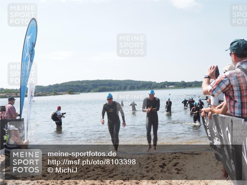 22.06.2025 - Viking Triathlon MichiJ http://msf.ph/oto/8103398 22.06.2025 10:46:31 Schwimmen 60, 143, 225, 333, 406, 479 meine-sportfotos.de
