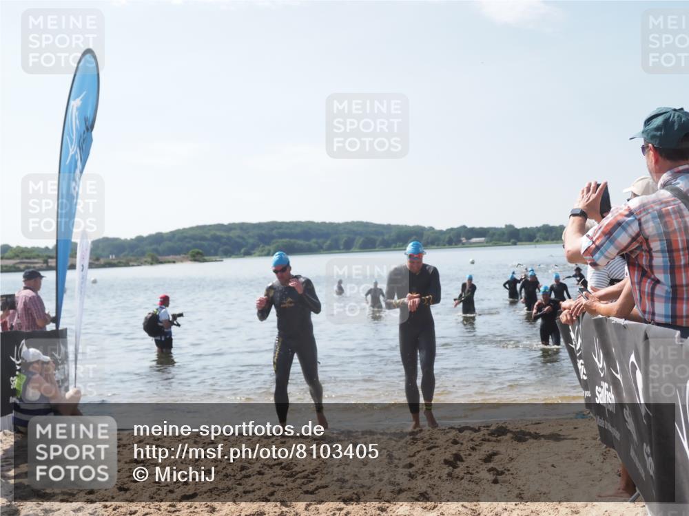 22.06.2025 - Viking Triathlon MichiJ http://msf.ph/oto/8103405 22.06.2025 10:46:31 Schwimmen 60, 143, 225, 333, 406, 479 meine-sportfotos.de