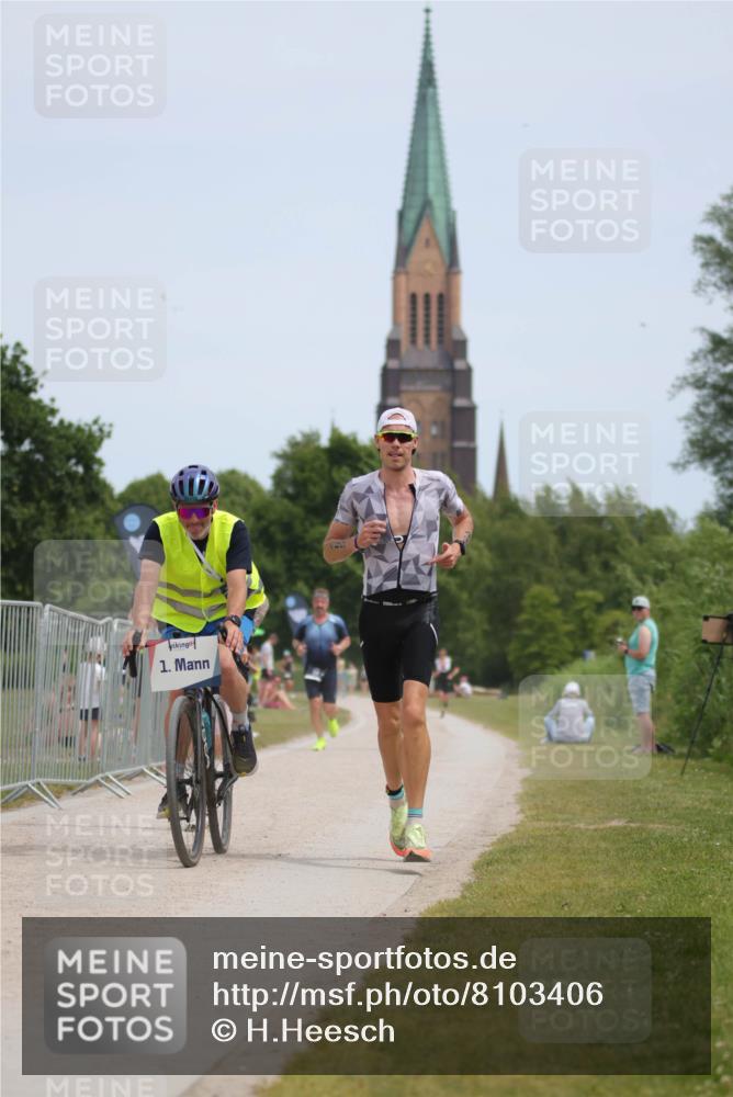 22.06.2025 - Viking Triathlon H.Heesch http://msf.ph/oto/8103406 22.06.2025 13:21:51 Laufen 4, 485, 544 meine-sportfotos.de