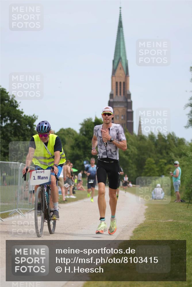 22.06.2025 - Viking Triathlon H.Heesch http://msf.ph/oto/8103415 22.06.2025 13:21:51 Laufen 4, 485, 544 meine-sportfotos.de