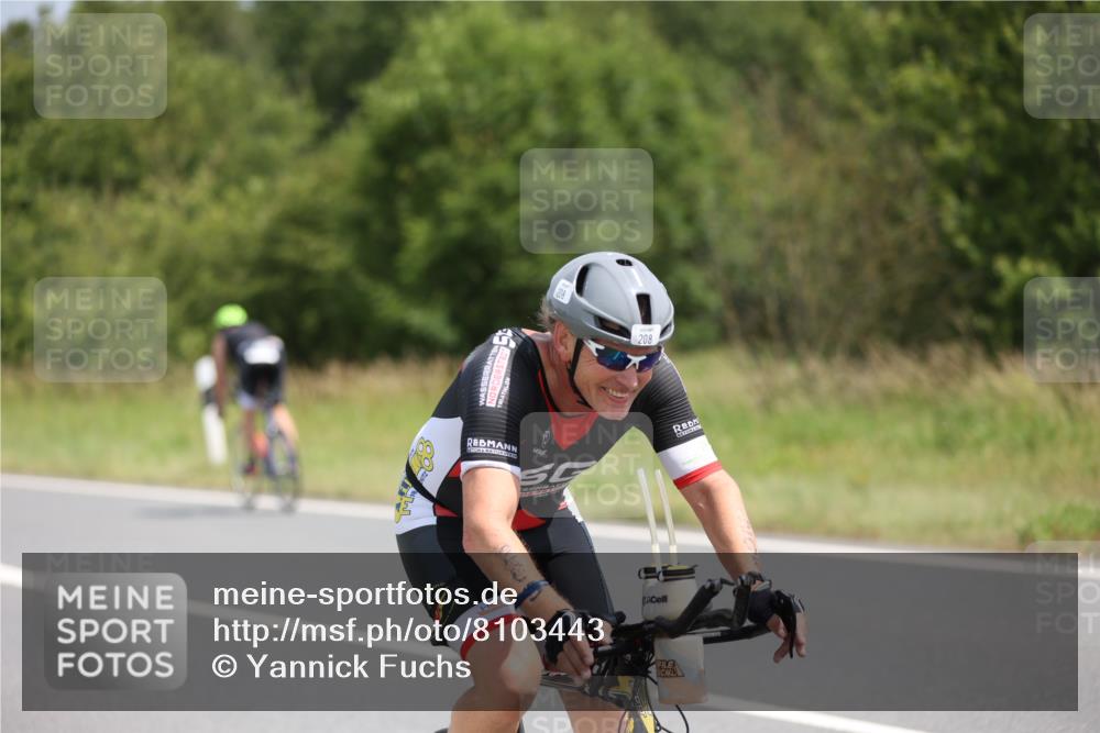 22.06.2025 - Viking Triathlon Yannick Fuchs http://msf.ph/oto/8103443 22.06.2025 12:06:11 Radfahren 70, 74, 208, 258, 300, 323 meine-sportfotos.de