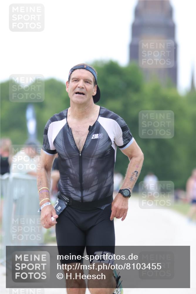 22.06.2025 - Viking Triathlon H.Heesch http://msf.ph/oto/8103455 22.06.2025 15:52:37 Laufen 463 meine-sportfotos.de