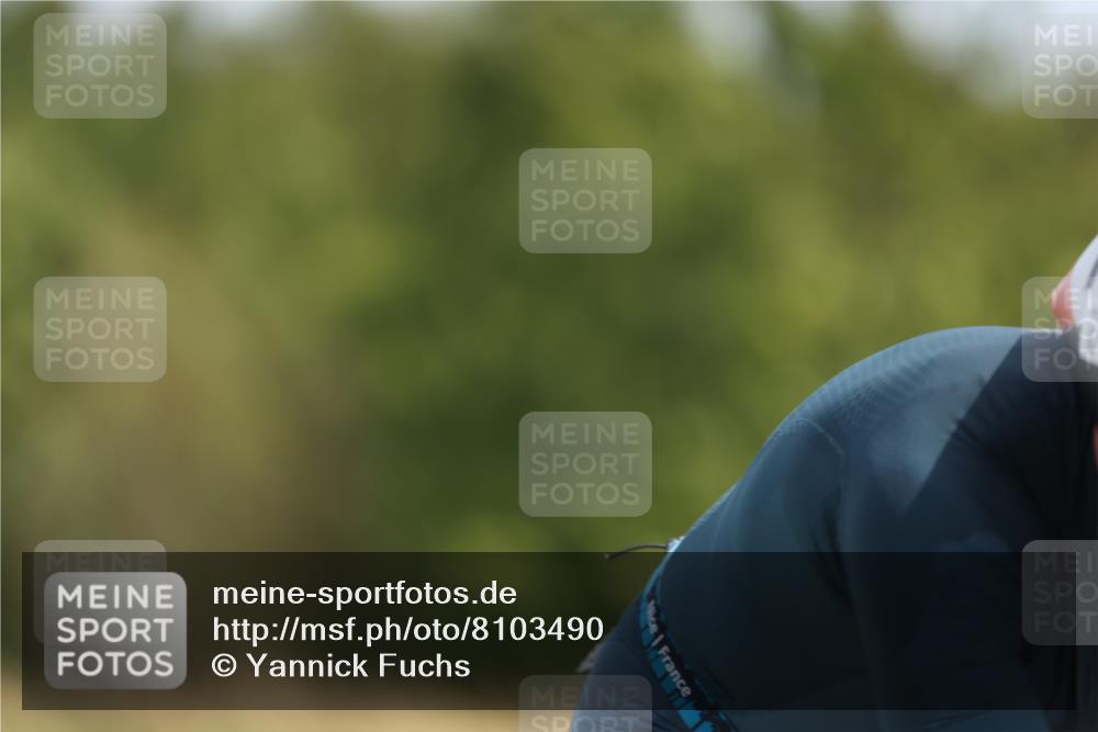 22.06.2025 - Viking Triathlon Yannick Fuchs http://msf.ph/oto/8103490 22.06.2025 11:27:08 Radfahren 167, 253, 437, 529 meine-sportfotos.de