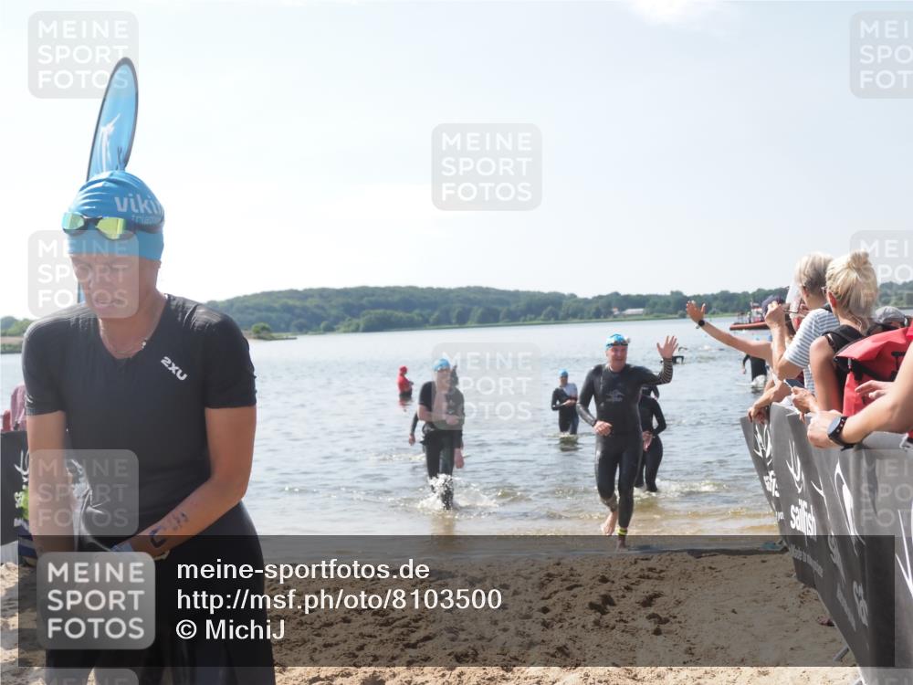 22.06.2025 - Viking Triathlon MichiJ http://msf.ph/oto/8103500 22.06.2025 10:46:44 Schwimmen 143, 206, 333, 479, 498, 515 meine-sportfotos.de